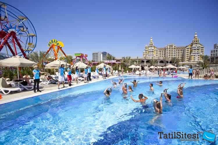 Royal Holiday Palace